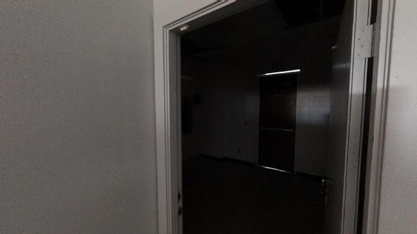 Move-In Ready Retail/Office Storefront @ Downtown Corner: 277 N 5th St, Coalinga, CA 93210